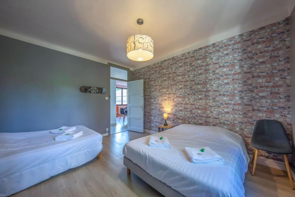 Appartement Au Bord De La Leysse A Chambéry Buitenkant foto