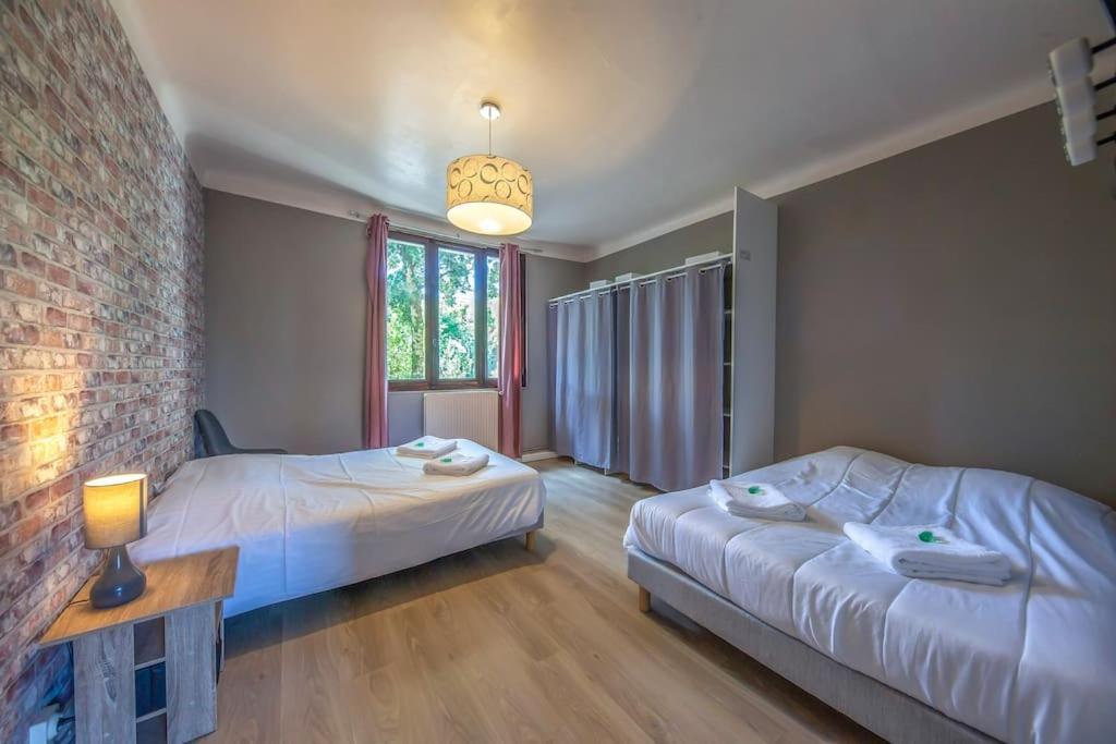 Appartement Au Bord De La Leysse A Chambéry Buitenkant foto